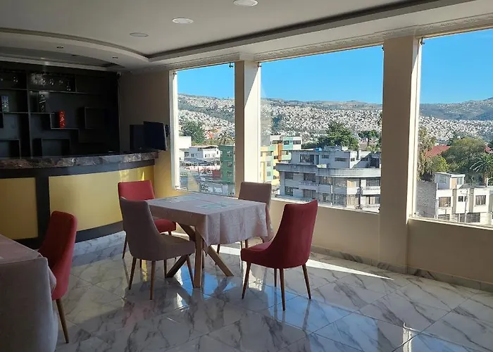 Hostal Kapital II